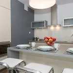 Towarowa Apartman