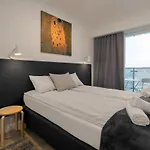 Towarowa Apartman