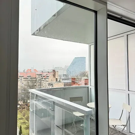 Towarowa Apartment